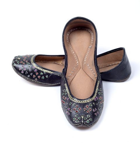 Embroidered Black Jutti