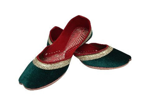 Green Valvet Plain Jutti with Golden Gotta Border